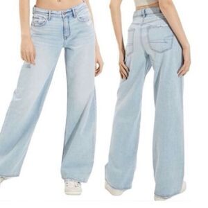 American Eagle Women’s Baggy Ice Blue Low Rise Skater Wide Leg Jean Sz14